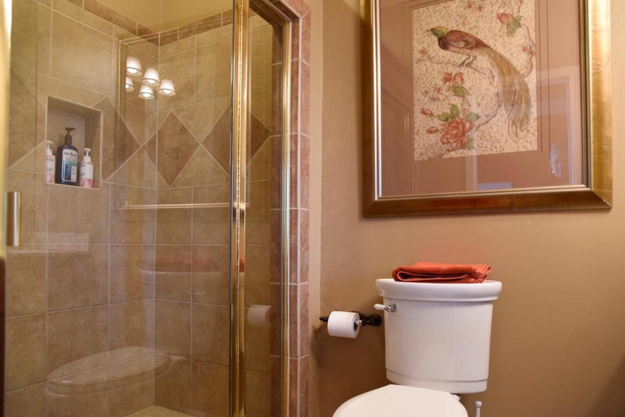 Springfield Wildflower Ranch Inn מראה חיצוני תמונה