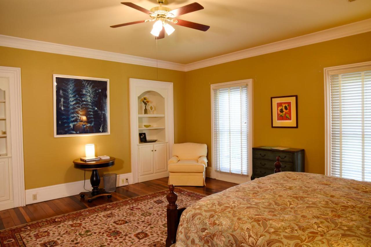Springfield Wildflower Ranch Inn מראה חיצוני תמונה