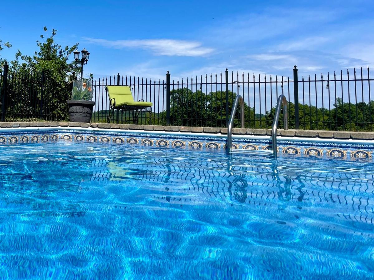 Springfield Wildflower Ranch Inn מראה חיצוני תמונה